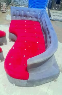 Dewan Design Sofa with 8 Cousion