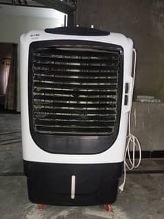 Nasgas room air cooler 9800, in mint condition
