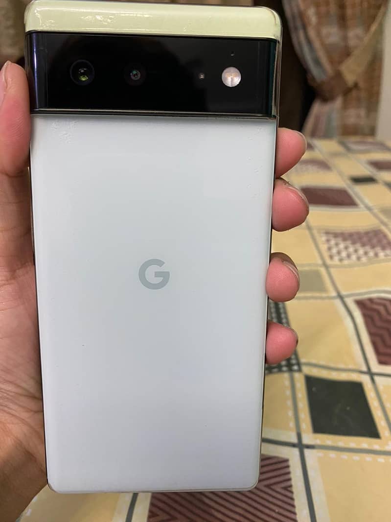 Google Pixel 6 (immaculate device condition - non refurbished kit) 6