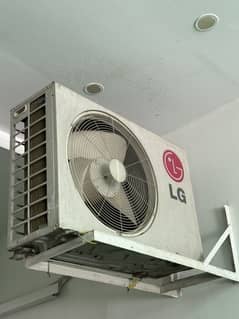 LG PLASMA 7 years used but best NON INVERTOR