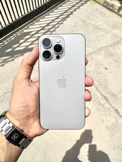 I phone 15 pro max jv