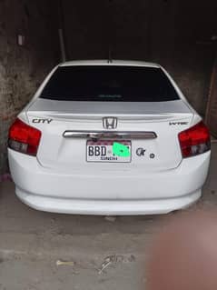 Honda City 2014 70% Genven New rims and Tyres