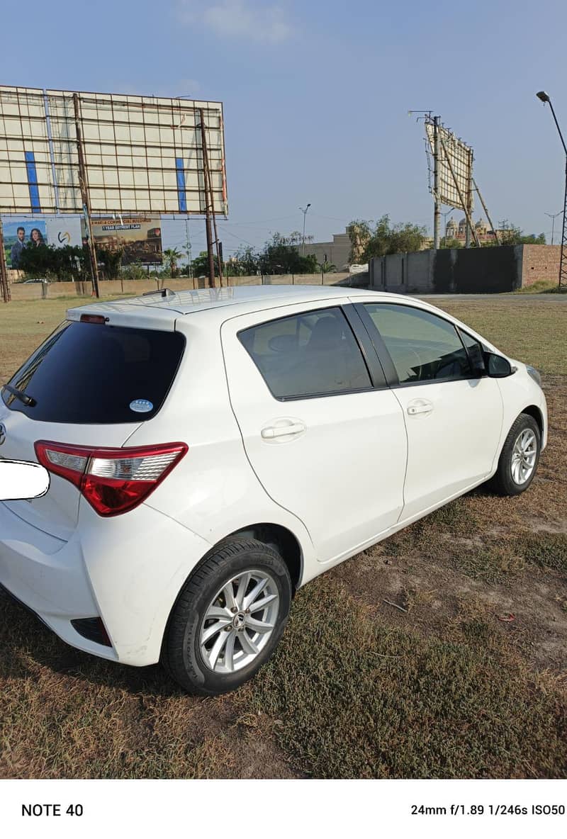 Toyota Vitz 2021 1.0F Safety Edition lll 2
