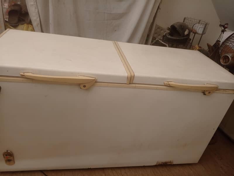 waves deep freezer 0