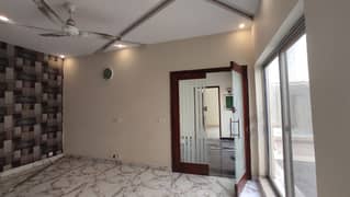 10 Marla Upper Portion Available For Rent Good Location