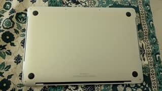 Macbook Pro 2020 13 inch, Core I7, 32 gb Ram, 512Ssd