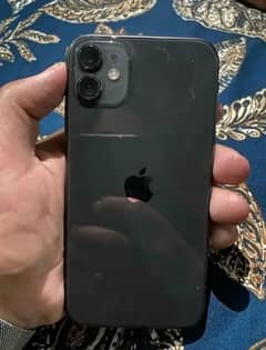 iphone 11 waterpack 10/10condition 64gb all ok black colour