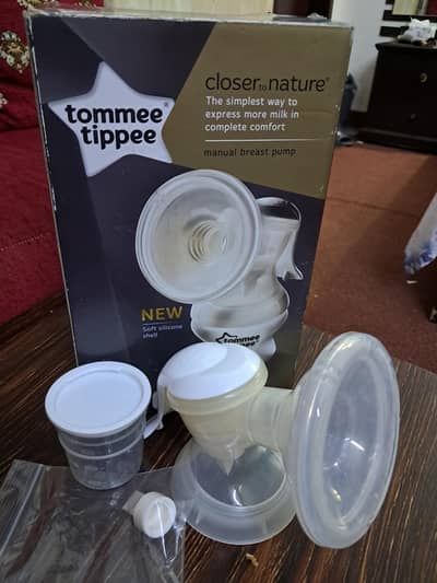 Tommee Tippee Manual Breast Pump