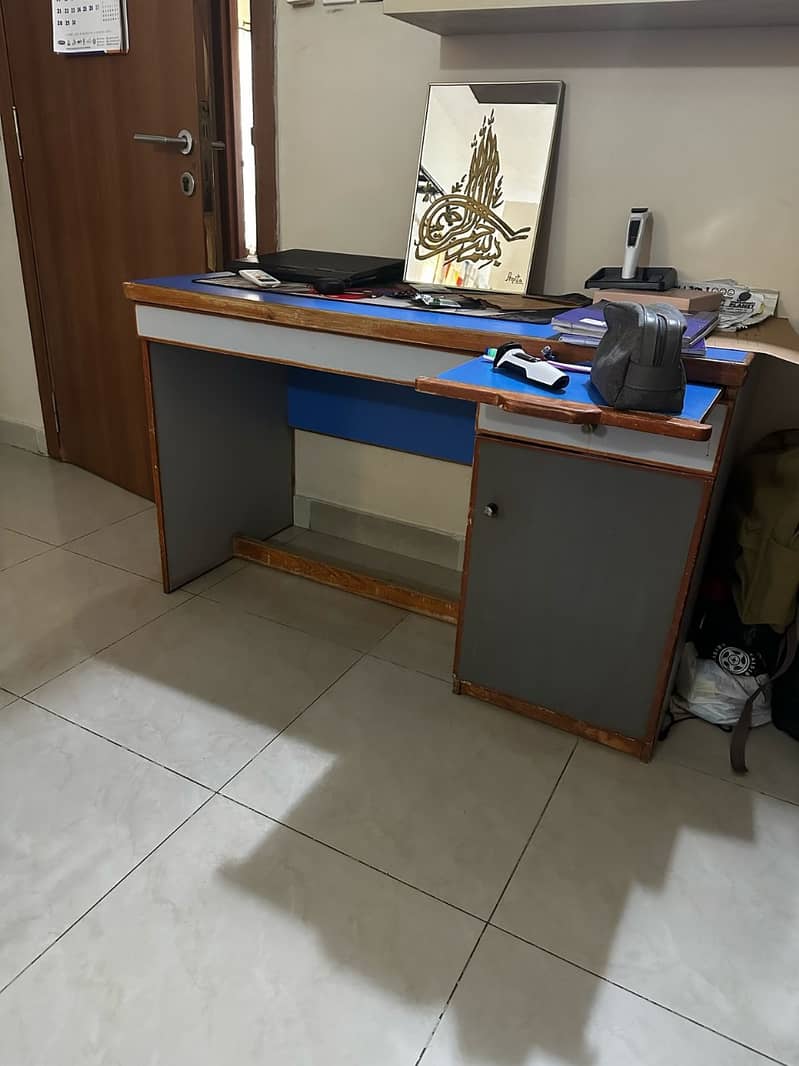 2 study tables with book shelf 2