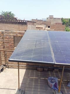 300 watt solar panel