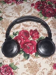 jbl headphone bast sound.