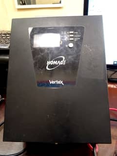 Homage 1000 W Solar Inverter
