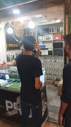 PRIME LOCATION NEXT TO FRONT CORNER SHOP FOR SALE
