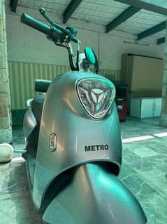yadae m4 scooty