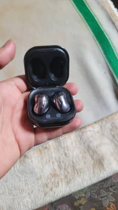 airbuds