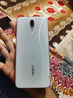 Oppo F11 8gb / 256gb