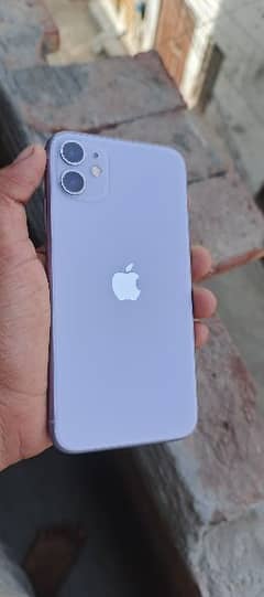 iphone 11 (128GB) exchange possible (iCloud)