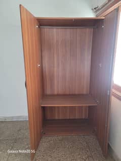 Dress  Hanging for kids and musc uses.