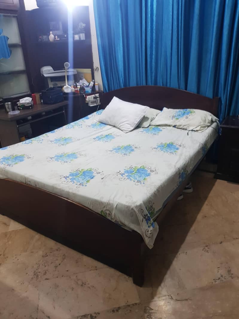 Double Bed Wooden pure sheesham 1
