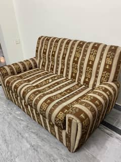7 seater sofa set is for sale