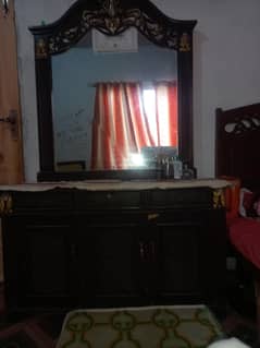 dressing table
