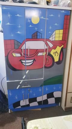 Almari /Wardrobe 3 doors for kids urgent sale