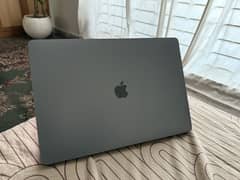 MacBook Pro 2019 - 16 inch in Neat & Clean Condition