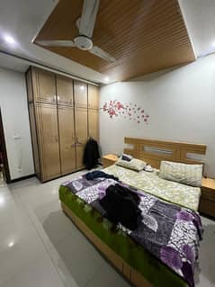 2 bedroom seprate gate upper portion available for rent
