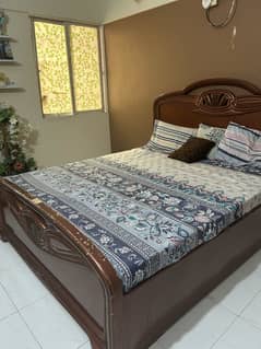 King size bed
