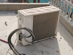 1 ton A. C (without inverter)
