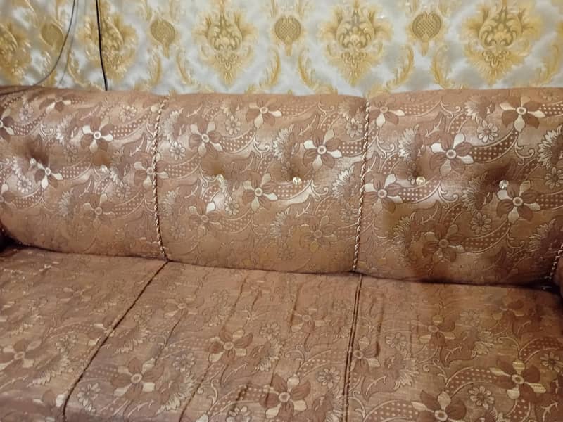 Sofa set with table 1