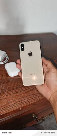 I phone xs