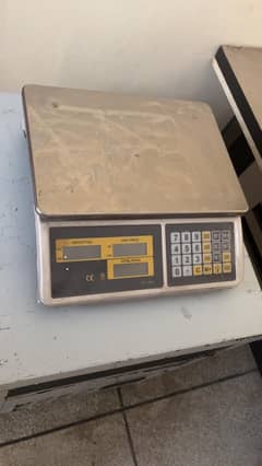 Weight Machine for Sale – Excellent Condition (10/10)