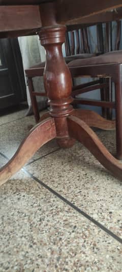 Dining Table with 6 chairs