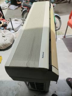 National 2 ton imported ac bilkul new condition
