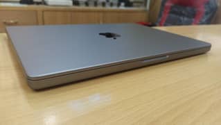 Macbook pro, M1 Pro 2021,14 inch, 16/1TB