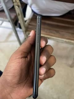Iphone SE 2020 (03184499123)