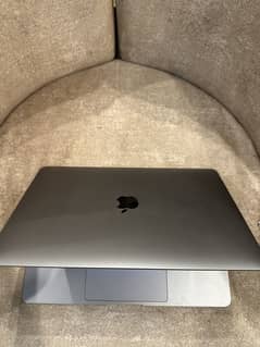 Macbook m1 air 2020 model