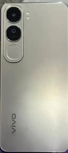 Vivo Y 200