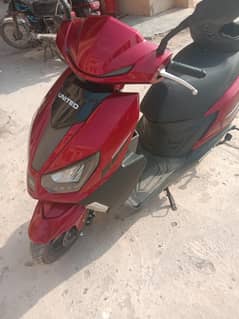 united 100 scooty petrol