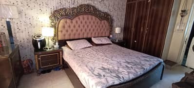 wooden bed set for sale