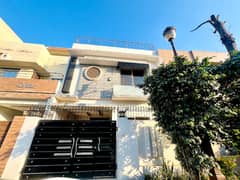 5 Marla Slightly Used House For Sale At 60 Wide Road Near To Park