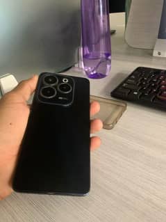 Infinix hot 40 condition 10 by 10 With box and charger ram16 gb 256