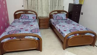 pair of single bed without matress