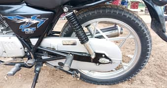 Suzuki GS 150 SE 2022
