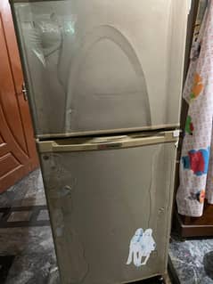 Dawlance fridge for sale