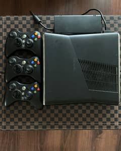 xbox 360 BARELY EVER USED