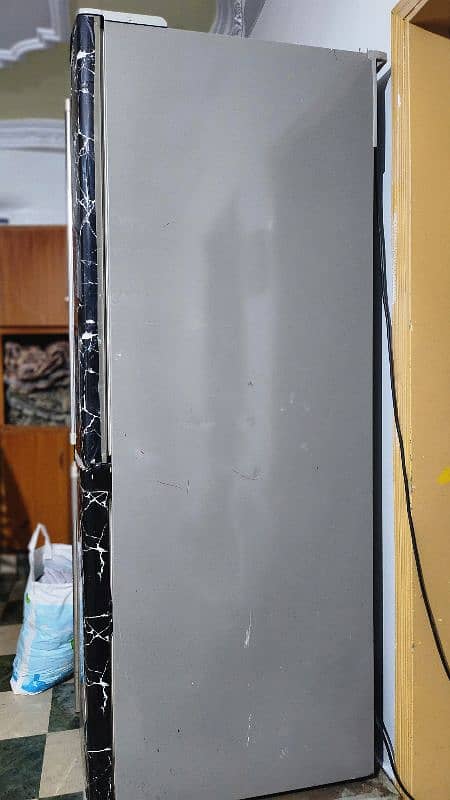Sharp 4-Door Refrigerator – Excellent Condition, Energy Efficient 3