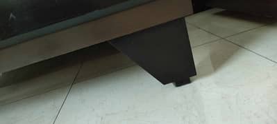 Center table