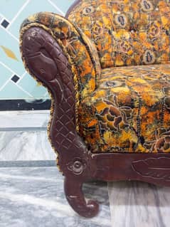 Urgent sofas sale